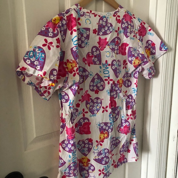 Scrub top size small - Picture 3 of 4